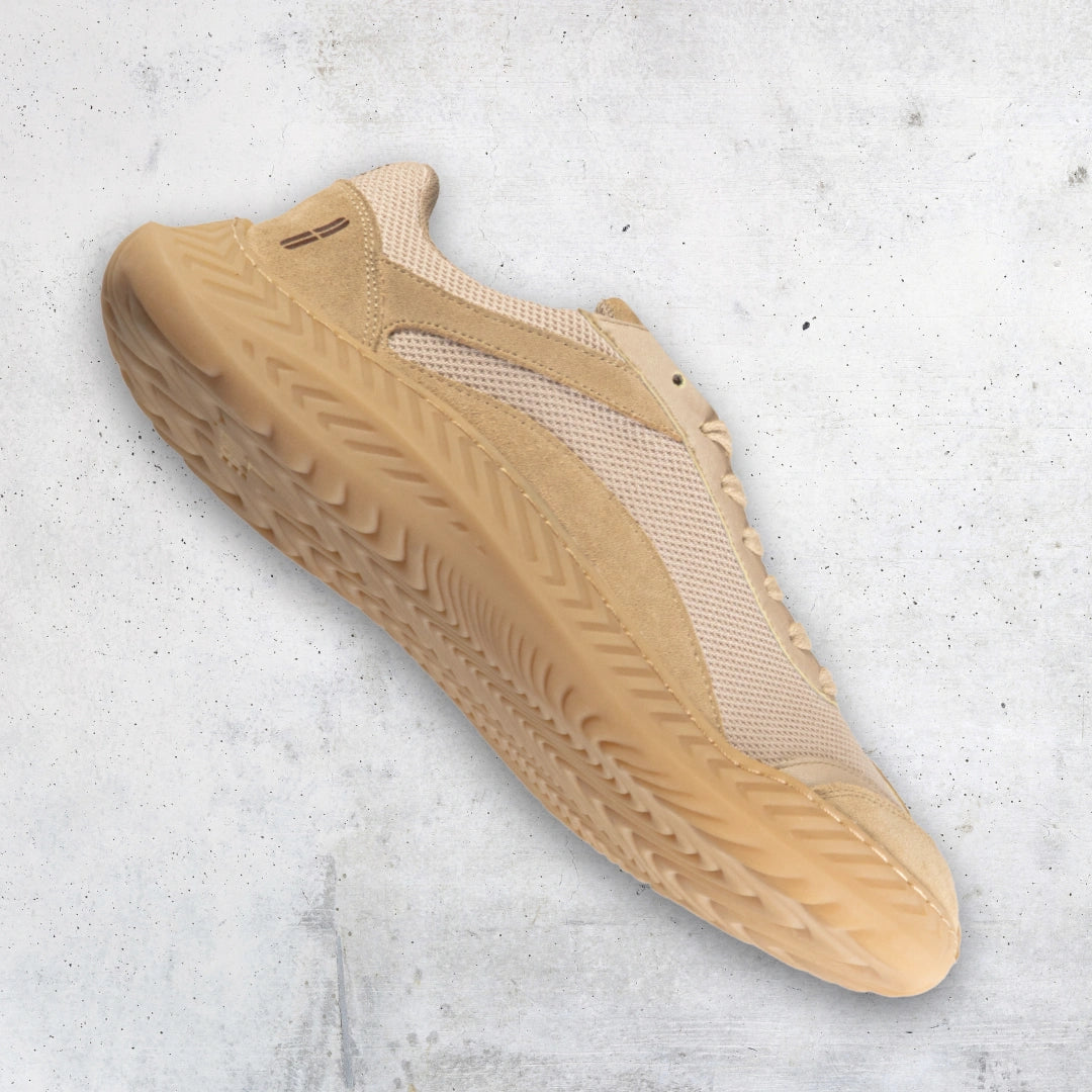 Barefoot Sneaker Aura