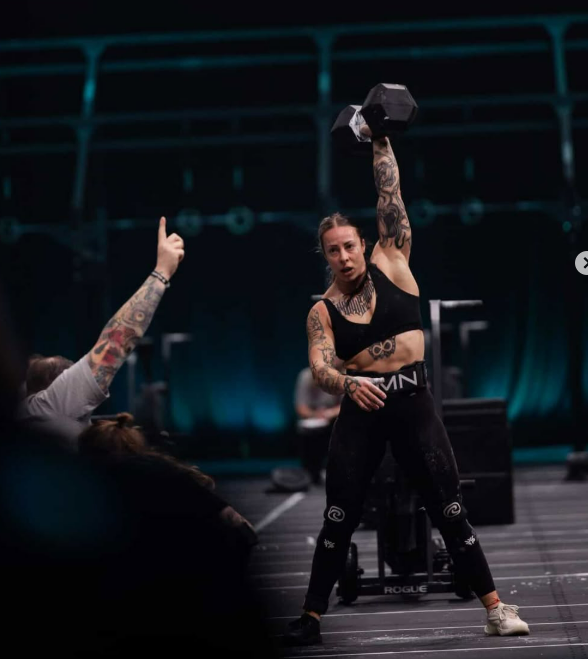 Traditional CrossFit Shoes vs Barefoot Shoes: A Real-World Training Test