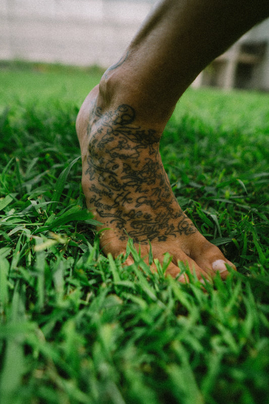 Why Myofascial Training Barefoot Is More Than a Fad: Science, Athletes & The Nude Foot