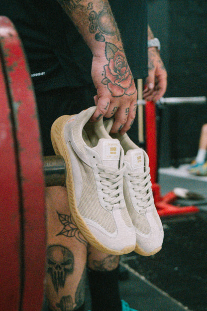 Barefoot Sneaker Aura