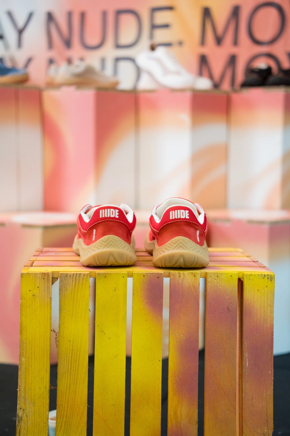 Barefoot trainers back view - lightweight gum rubber sole for natural foot movement