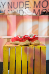 Barefoot Sneaker Red Hot Chili Peperoni